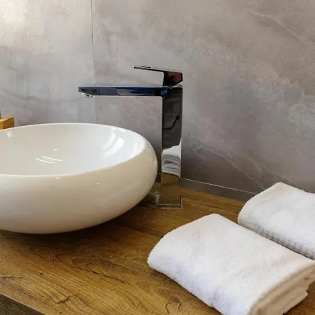 Relais Vittorio Veneto - Luxotel & Apartotel Bed & Breakfast Salerno
