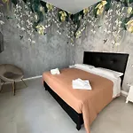 Couette-café Relais Vittorio Veneto - Luxotel & Apartotel By Leading Salernes
