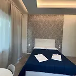 Relais Vittorio Veneto - Luxotel & Apartotel By Leading Salernes