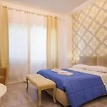 Relais Vittorio Veneto - Luxotel & Apartotel By Leading 4* Salernes