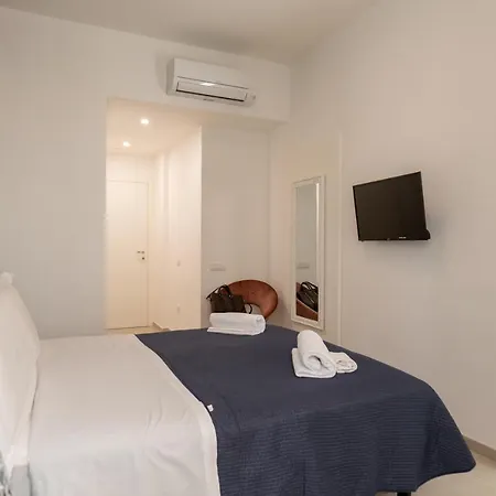 Bed & Breakfast Relais Vittorio Veneto - Luxotel & Apartotel