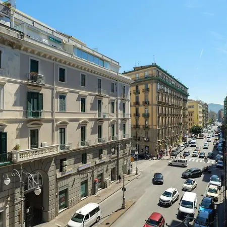 Couette-café Relais Vittorio Veneto - Luxotel & Apartotel By Leading 4*