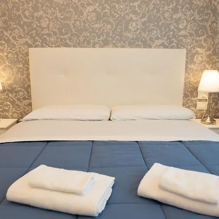 Relais Vittorio Veneto - Luxotel & Apartotel By Leading Nocleg ze śniadaniem Salerno