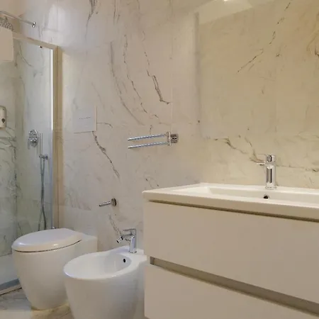 Relais Vittorio Veneto - Luxotel & Apartotel By Leading Salerno