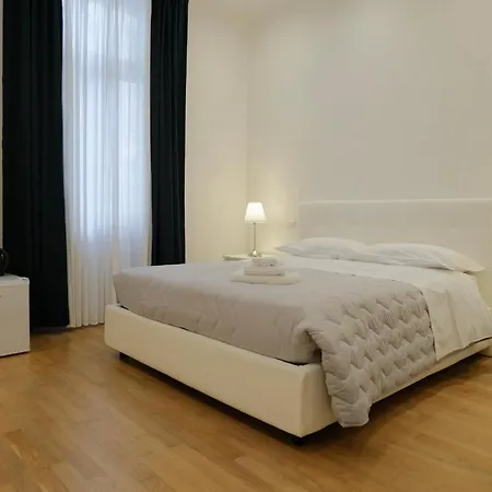 Bed & Breakfast Relais Vittorio Veneto - Luxotel & Apartotel Salerno