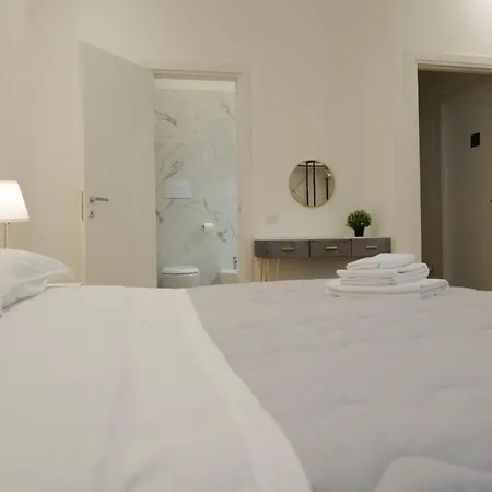 Bed & Breakfast Relais Vittorio Veneto - Luxotel & Apartotel *